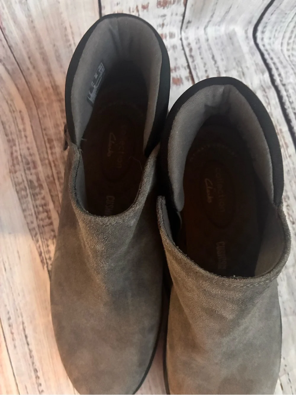 Clarks Women's Kayleigh Mid Ankle Boots Size 7.5